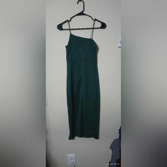 Dress - Picture 4 of 4